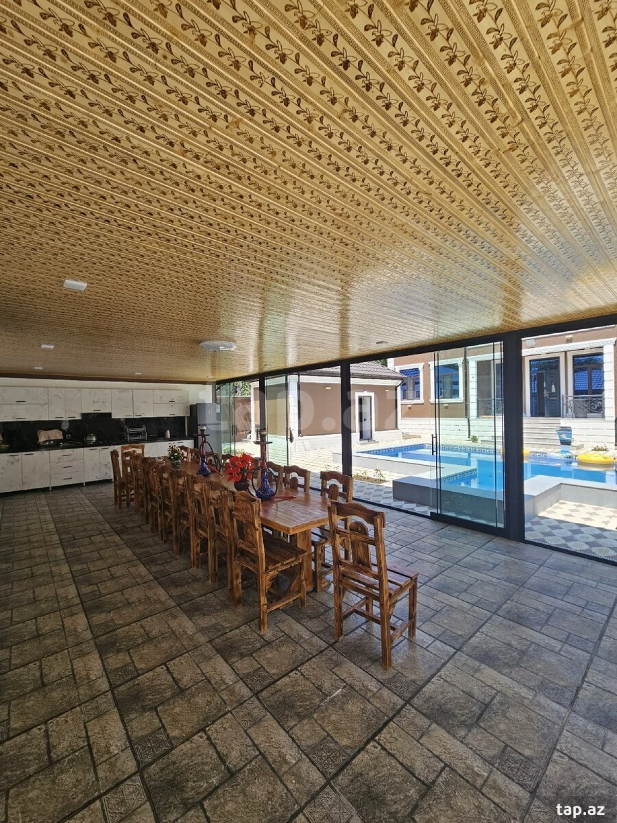 Kirayə verilir 7 otaqlı həyət evi 140 m²