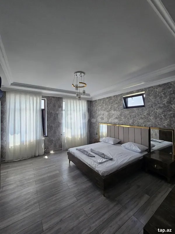 Kirayə verilir 7 otaqlı həyət evi 140 m²