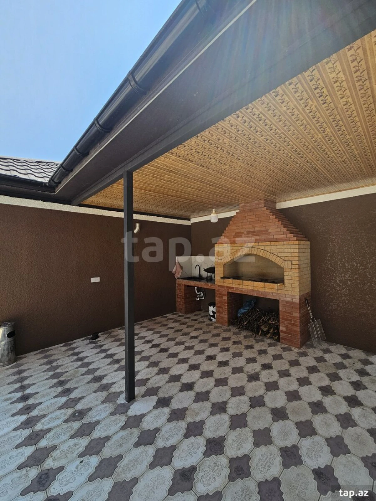 Kirayə verilir 7 otaqlı həyət evi 140 m²
