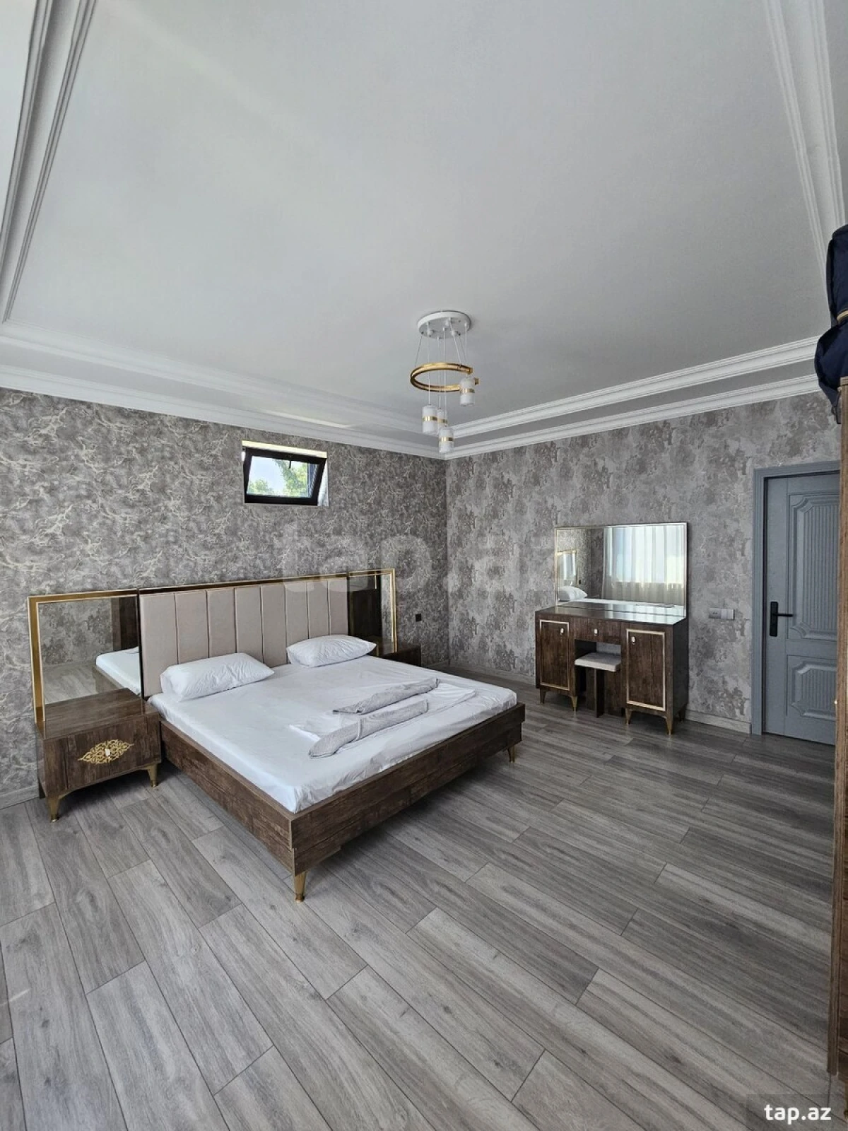 Kirayə verilir 7 otaqlı həyət evi 140 m²