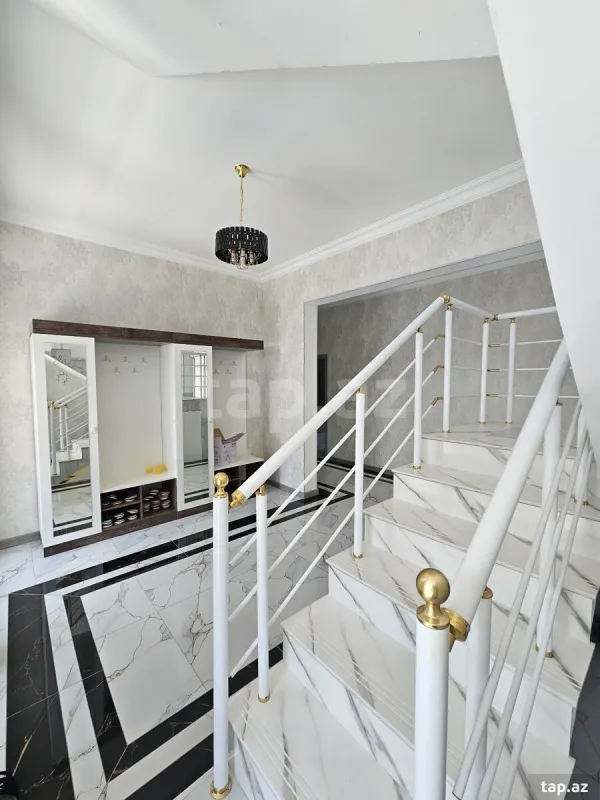 Kirayə verilir 7 otaqlı həyət evi 140 m²