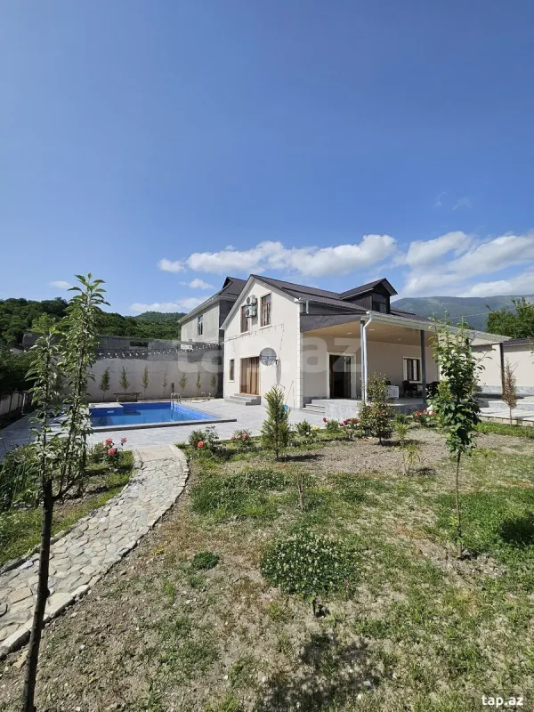 Kirayə verilir 4 otaqlı həyət evi 120 m²