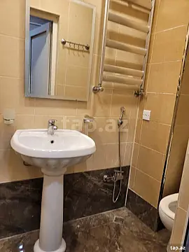 Kirayə verilir 2 otaqlı mənzil 44 m²