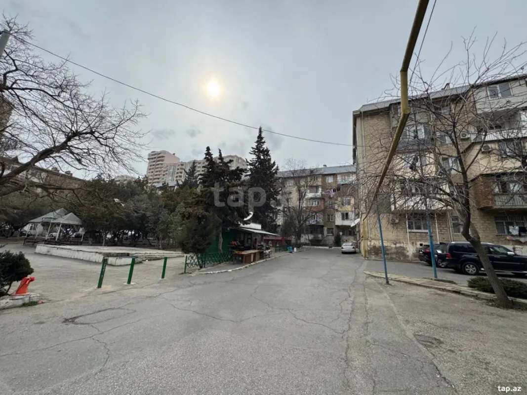 Satılır 2 otaqlı mənzil 30 m²