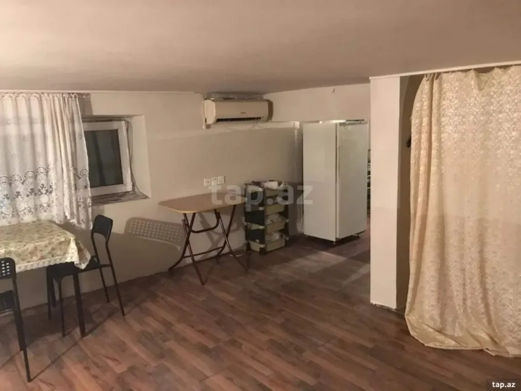 Satılır 2 otaqlı həyət evi 66 m²