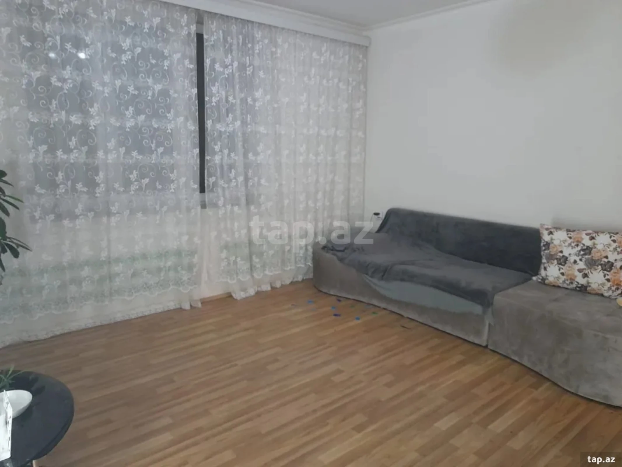 Satılır 2 otaqlı həyət evi 66 m²