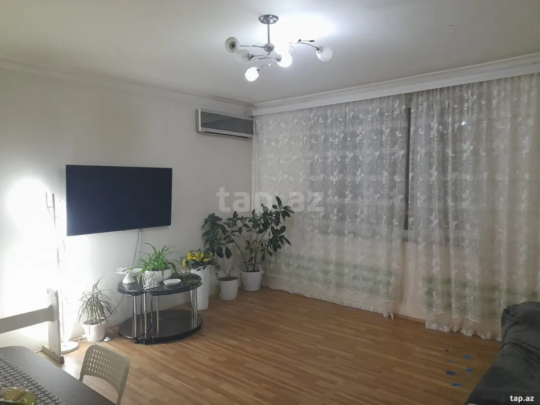 Satılır 2 otaqlı həyət evi 66 m²