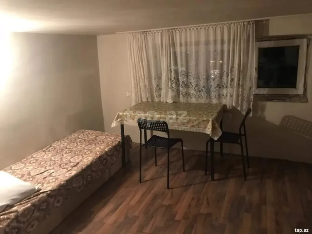 Satılır 2 otaqlı həyət evi 66 m²