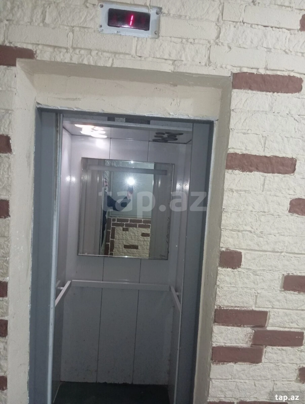 Satılır 2 otaqlı həyət evi 66 m²