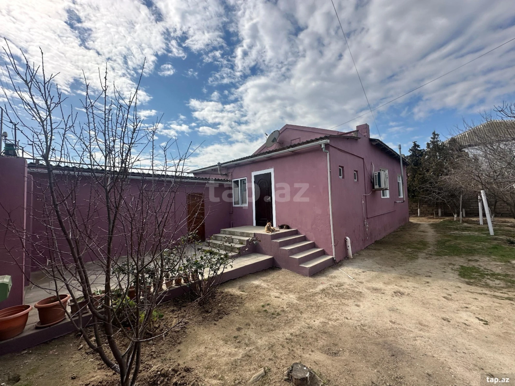 Satılır 3 otaqlı həyət evi 100 m²