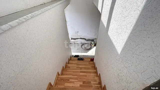 Satılır 3 otaqlı həyət evi 150 m²