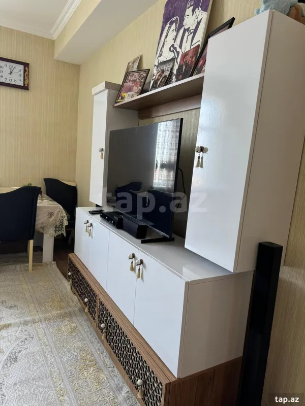 Kirayə verilir 3 otaqlı yeni tikili 83 m²