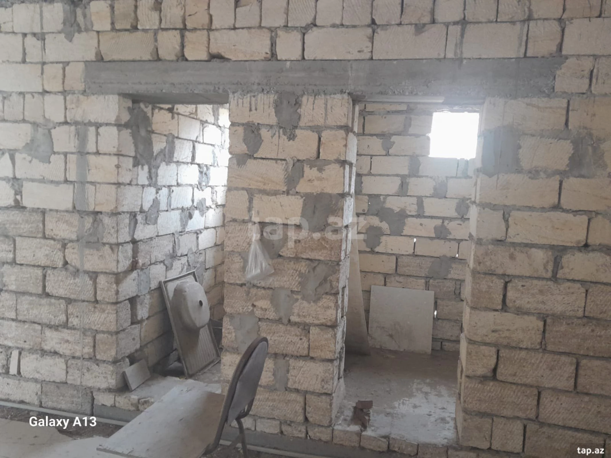 Satılır 9 otaqlı həyət evi 450 m²