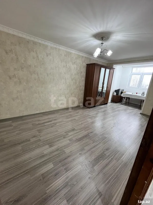 Kirayə verilir 2 otaqlı mənzil 35 m²