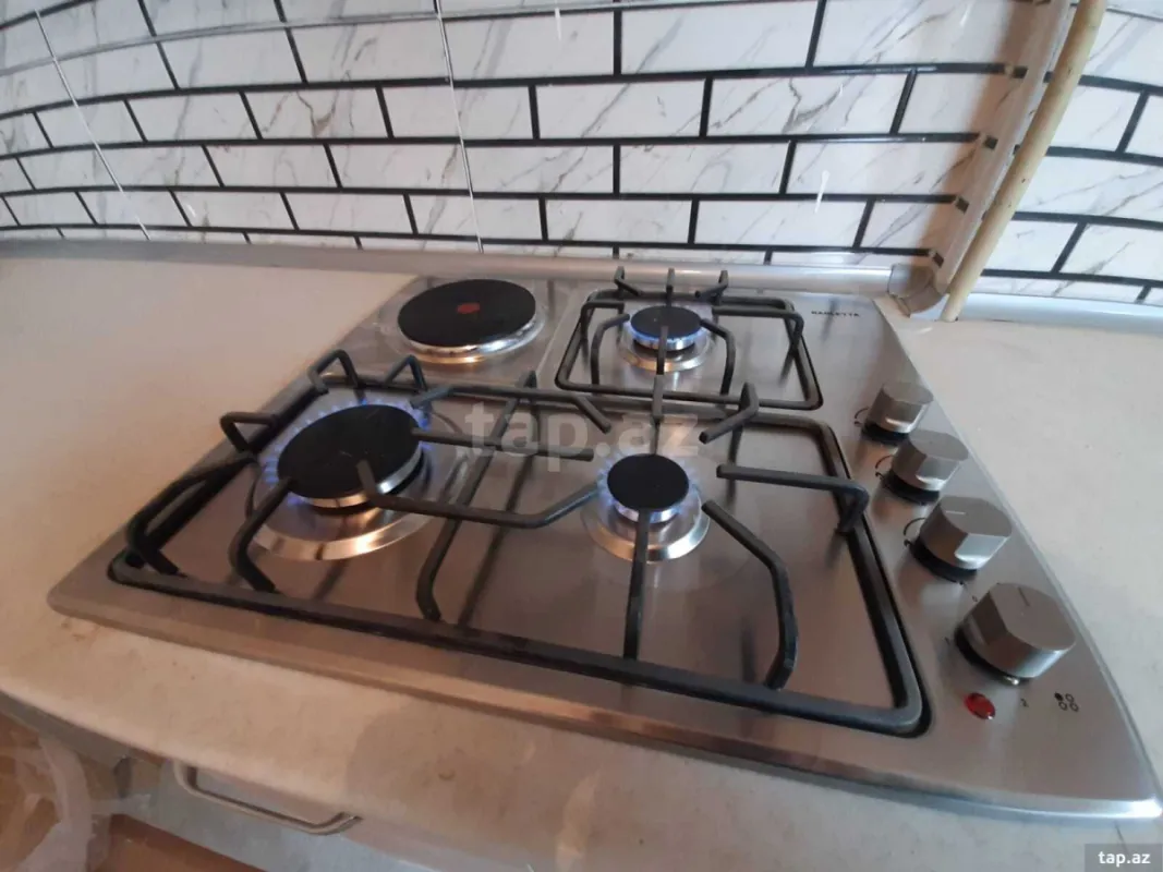 Kirayə verilir 2 otaqlı yeni tikili 72 m²