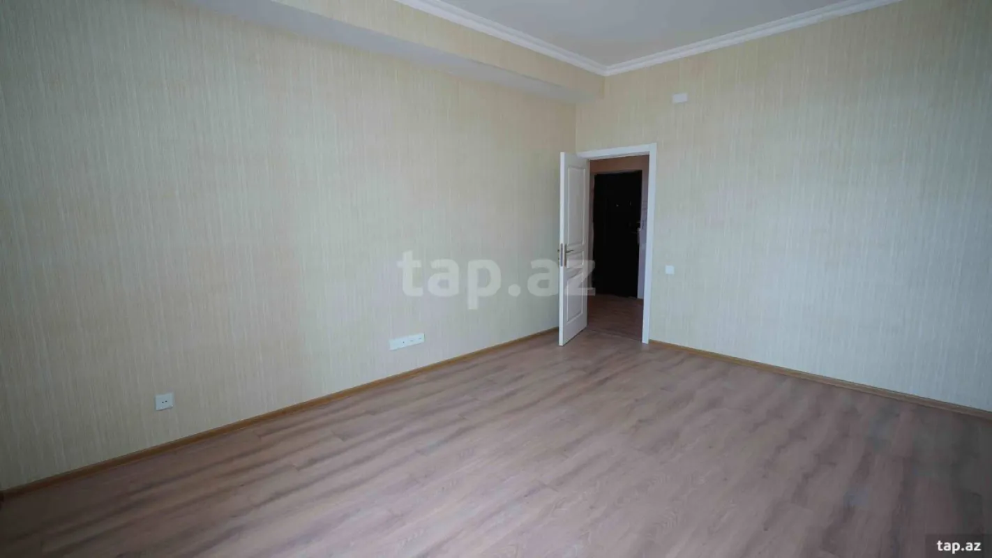 Kirayə verilir 2 otaqlı yeni tikili 72 m²