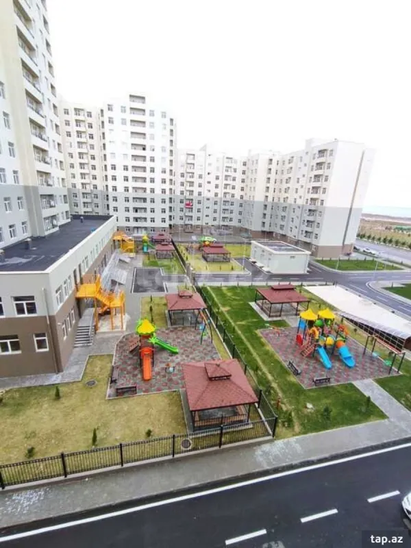 Kirayə verilir 2 otaqlı yeni tikili 72 m²