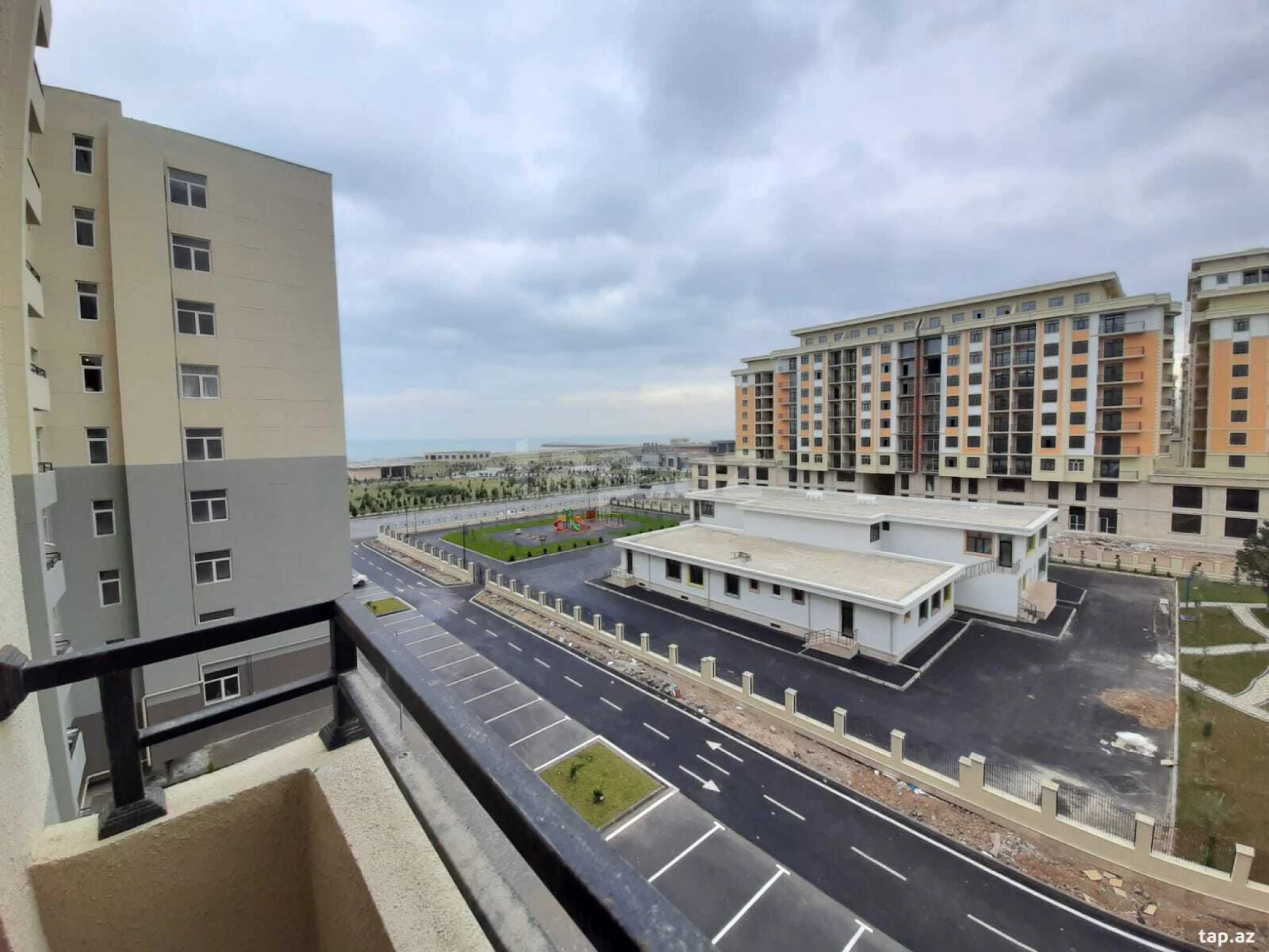Kirayə verilir 2 otaqlı yeni tikili 72 m²