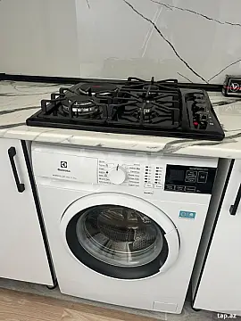 Kirayə verilir 2 otaqlı yeni tikili 81 m²