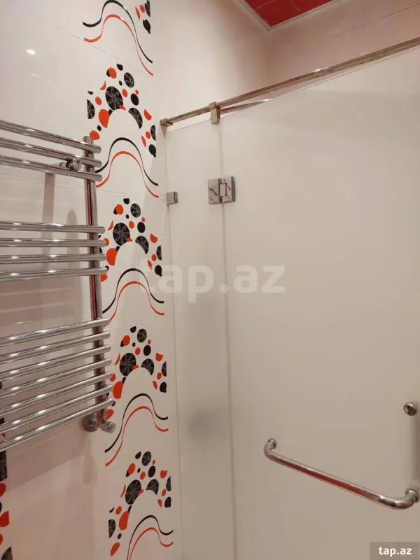 Satılır 2 otaqlı yeni tikili 70 m²