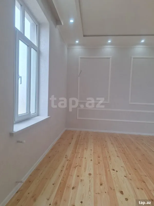 Satılır 4 otaqlı həyət evi 140 m²