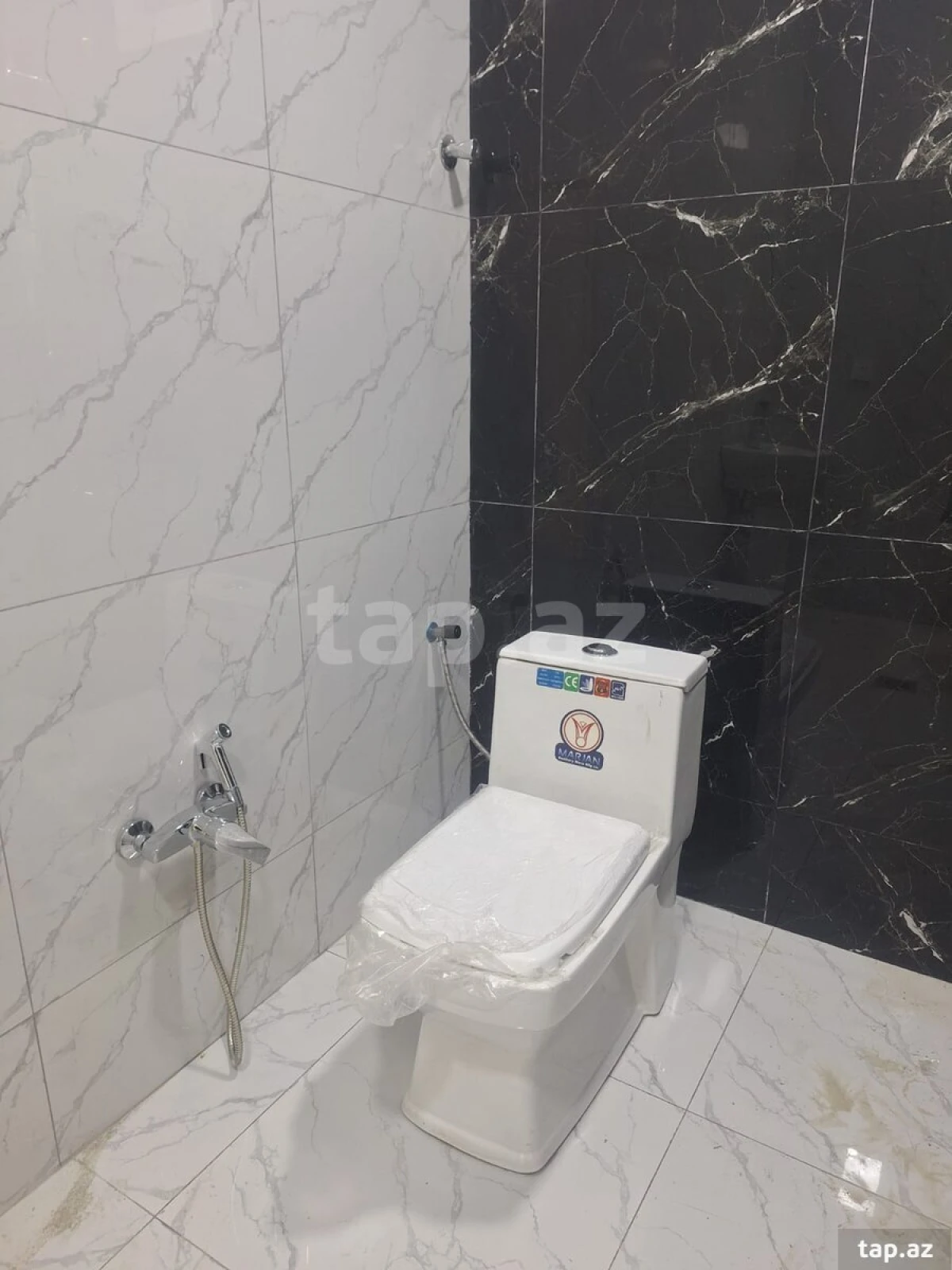 Satılır 4 otaqlı həyət evi 140 m²