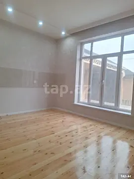 Satılır 4 otaqlı həyət evi 140 m²