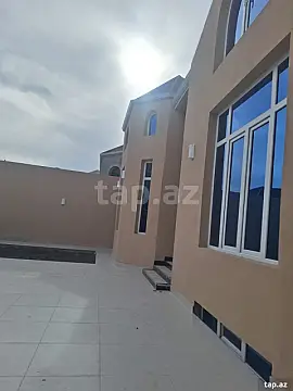 Satılır 4 otaqlı həyət evi 140 m²