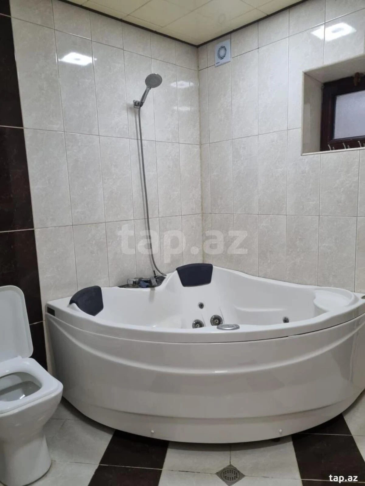 Satılır 5 otaqlı həyət evi 260 m²