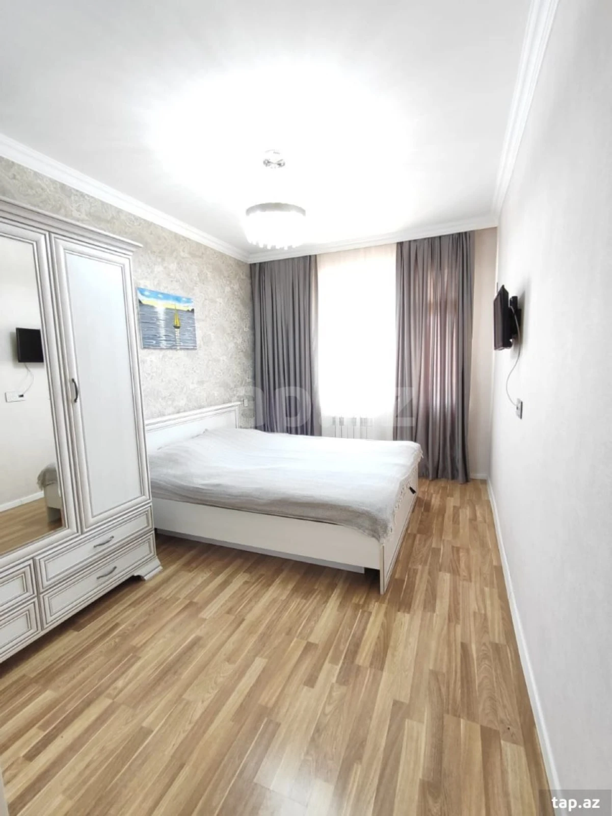 Satılır 2 otaqlı yeni tikili 61 m²