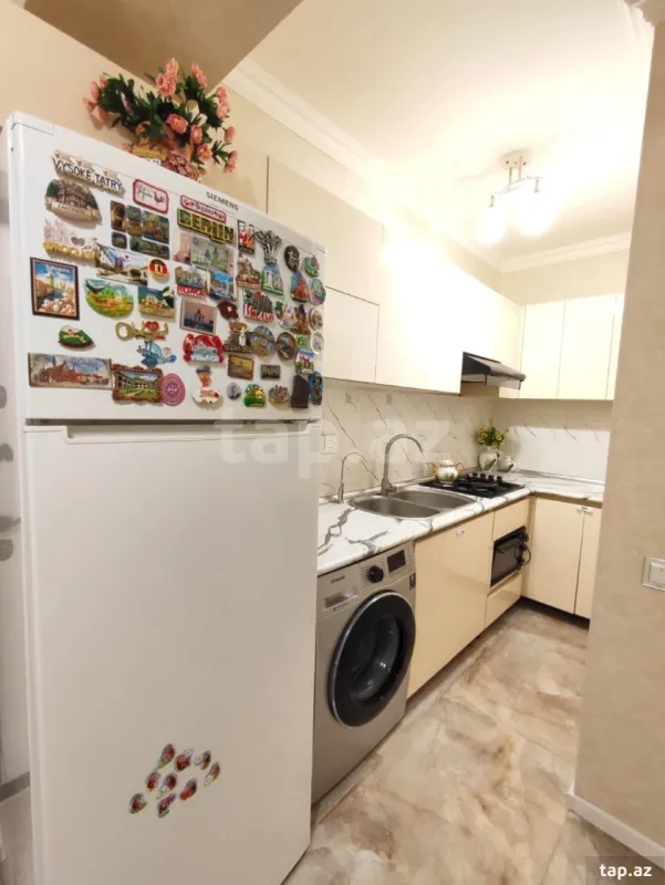 Satılır 2 otaqlı yeni tikili 61 m²