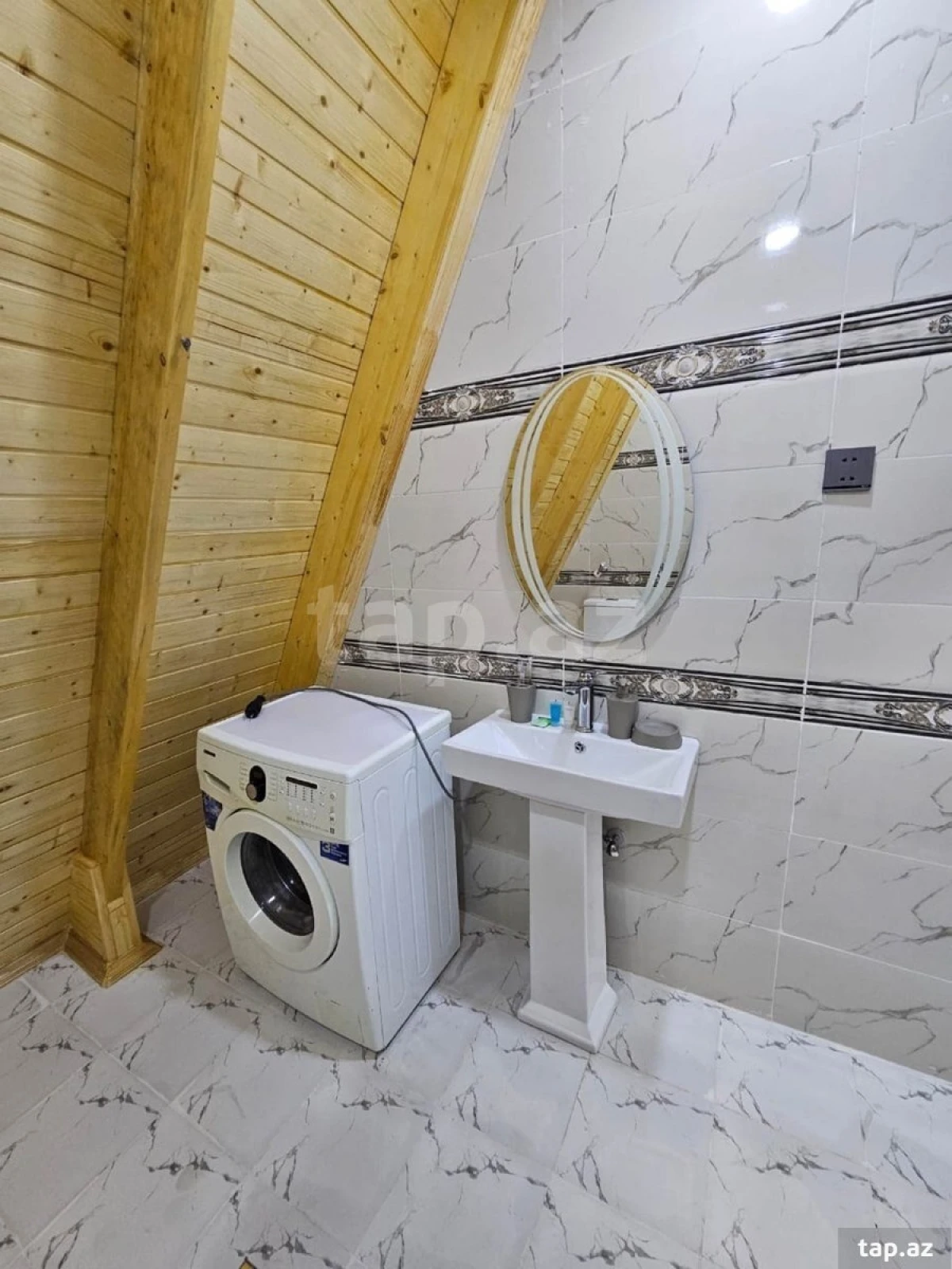 Kirayə verilir 3 otaqlı həyət evi 200 m²