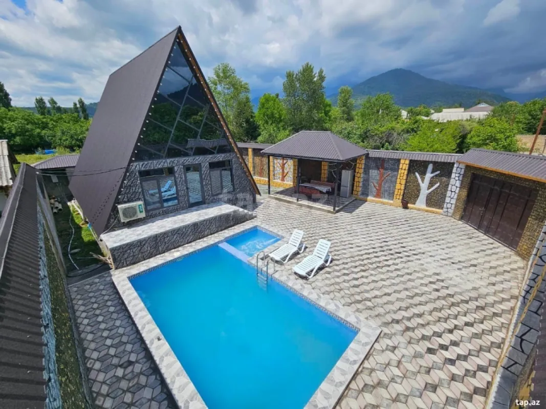 Kirayə verilir 3 otaqlı həyət evi 200 m²