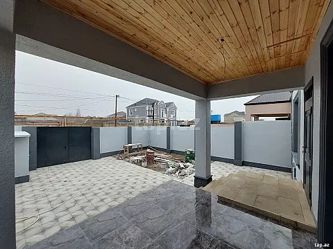 Satılır 4 otaqlı həyət evi 250 m²