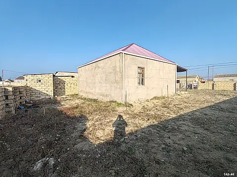 Satılır 4 otaqlı həyət evi 60000 m²