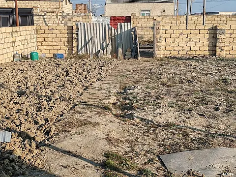 Satılır 4 otaqlı həyət evi 60000 m²