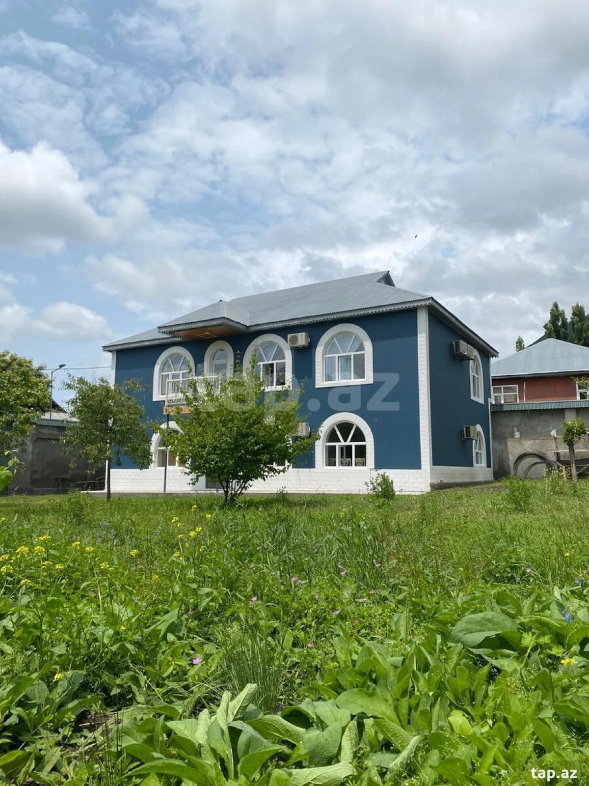 Kirayə verilir 5 otaqlı həyət evi 200 m²