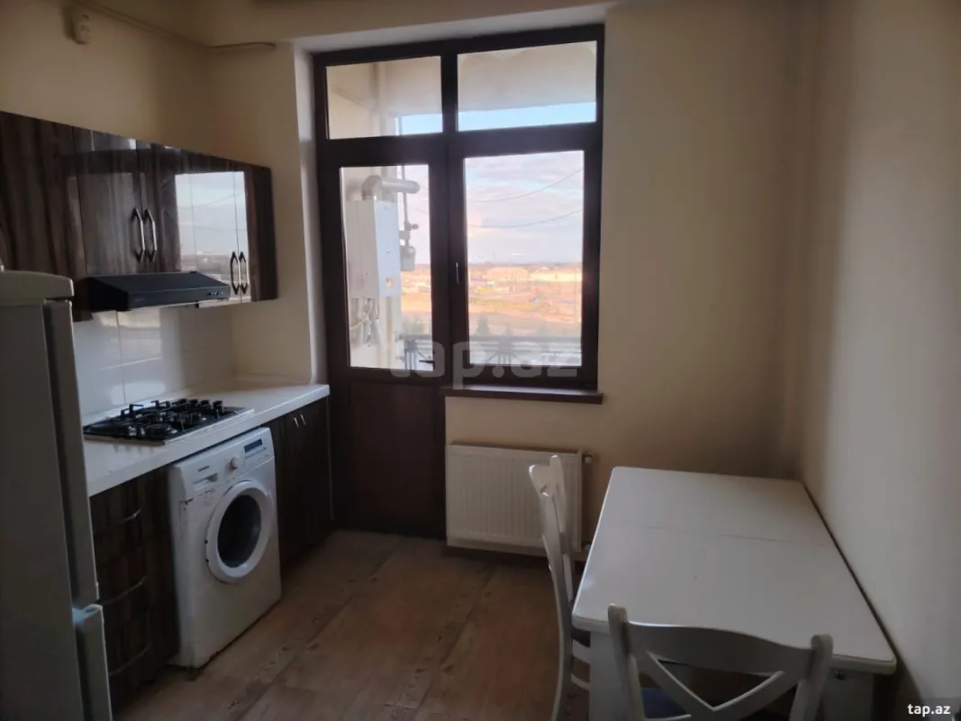Kirayə verilir 2 otaqlı yeni tikili 70 m²