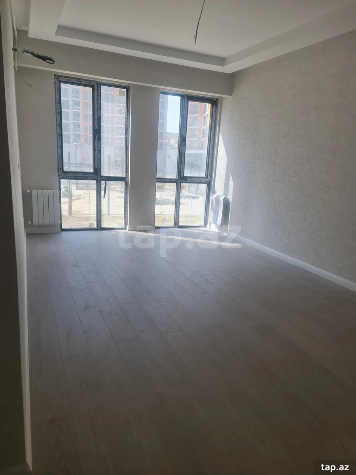 Satılır 3 otaqlı yeni tikili 63 m²