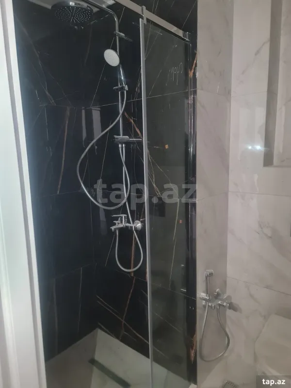 Satılır 3 otaqlı yeni tikili 63 m²