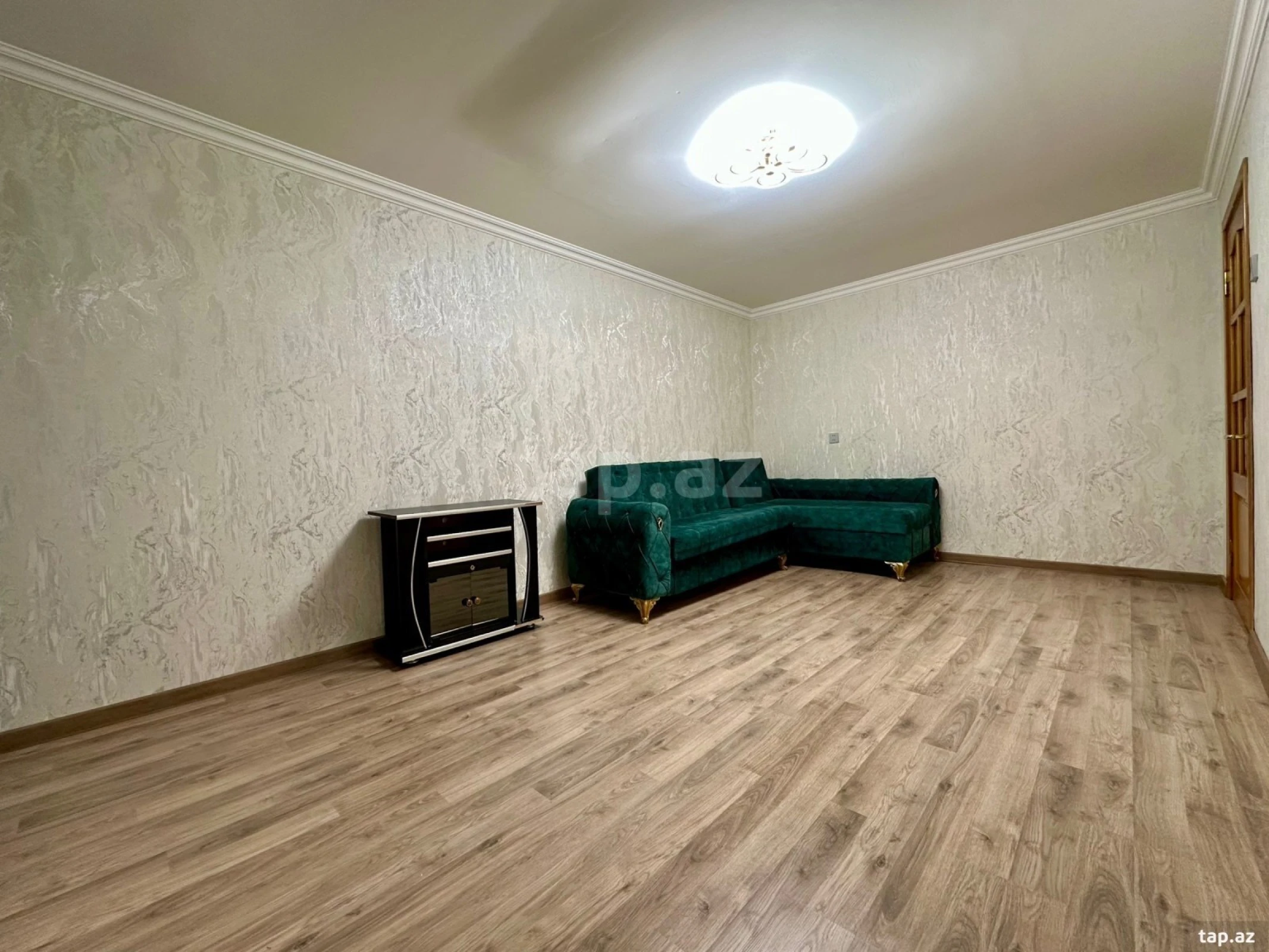Satılır 1 otaqlı mənzil 40 m²
