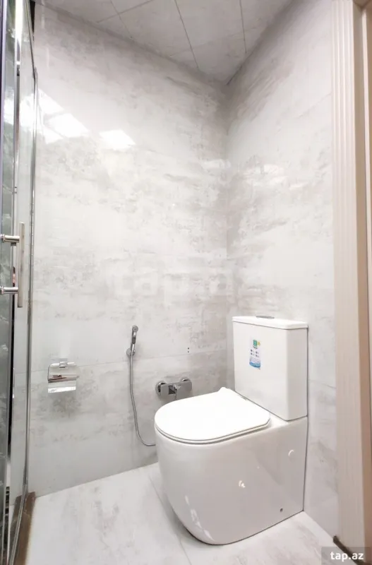 Satılır 2 otaqlı yeni tikili 65 m²