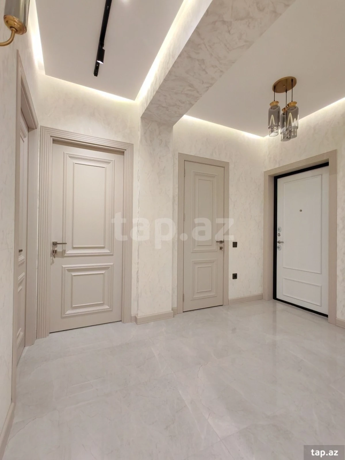 Satılır 2 otaqlı yeni tikili 65 m²