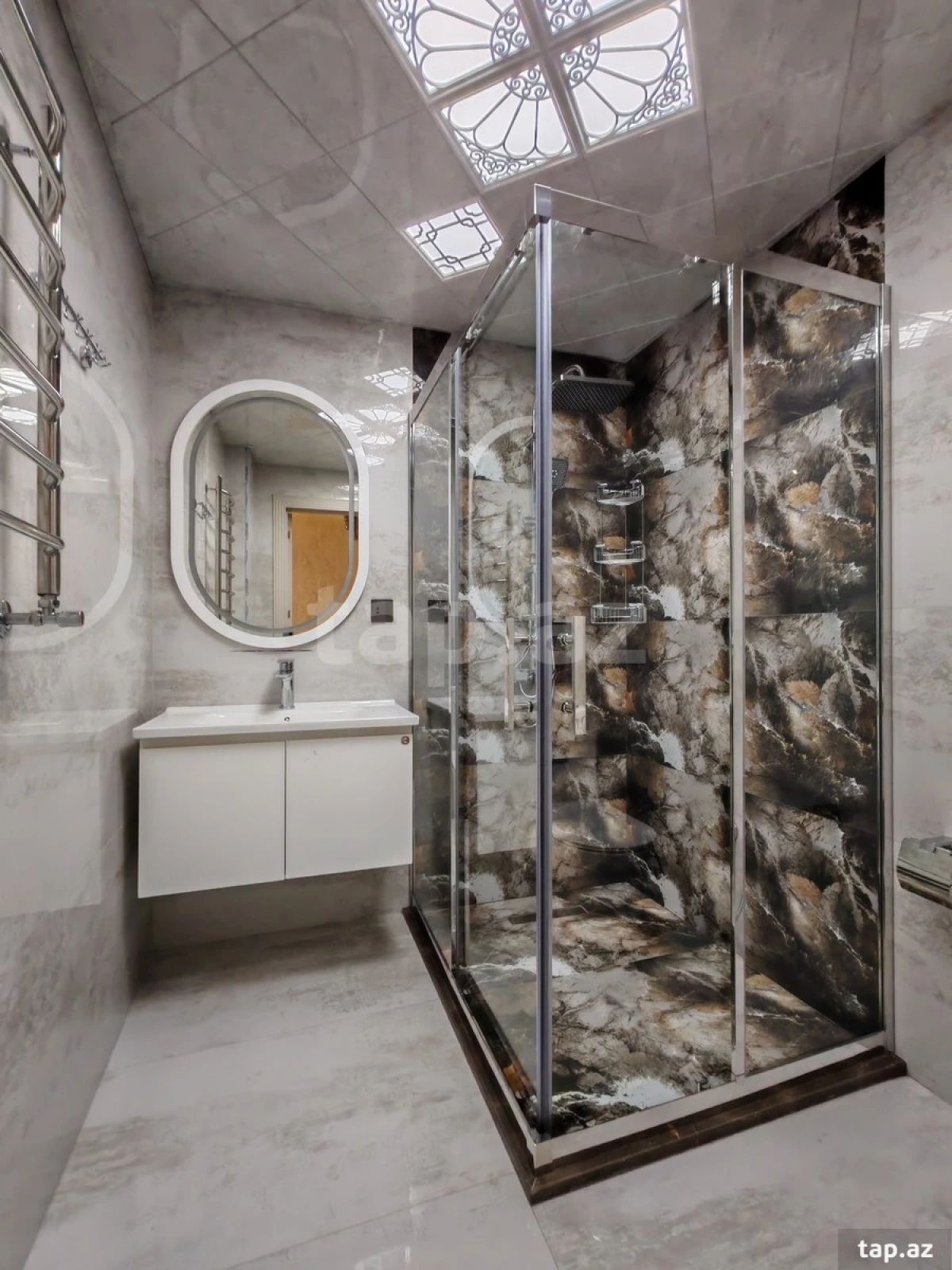 Satılır 2 otaqlı yeni tikili 65 m²