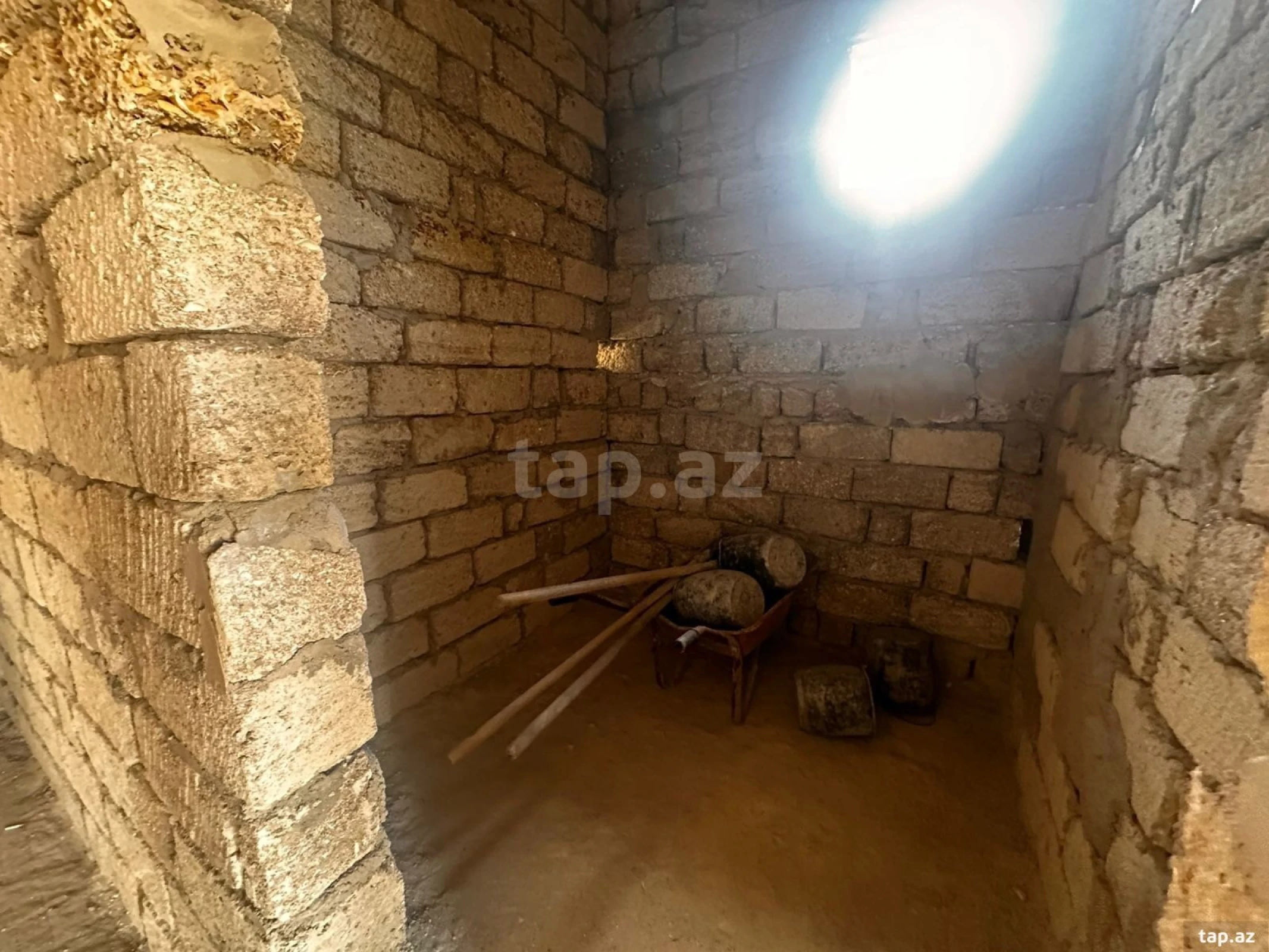 Satılır 4 otaqlı həyət evi 144 m²