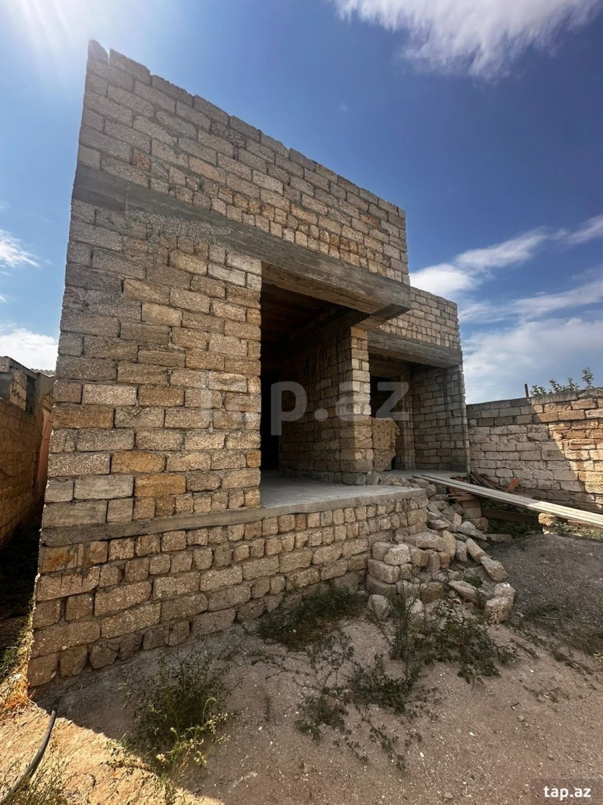 Satılır 4 otaqlı həyət evi 144 m²