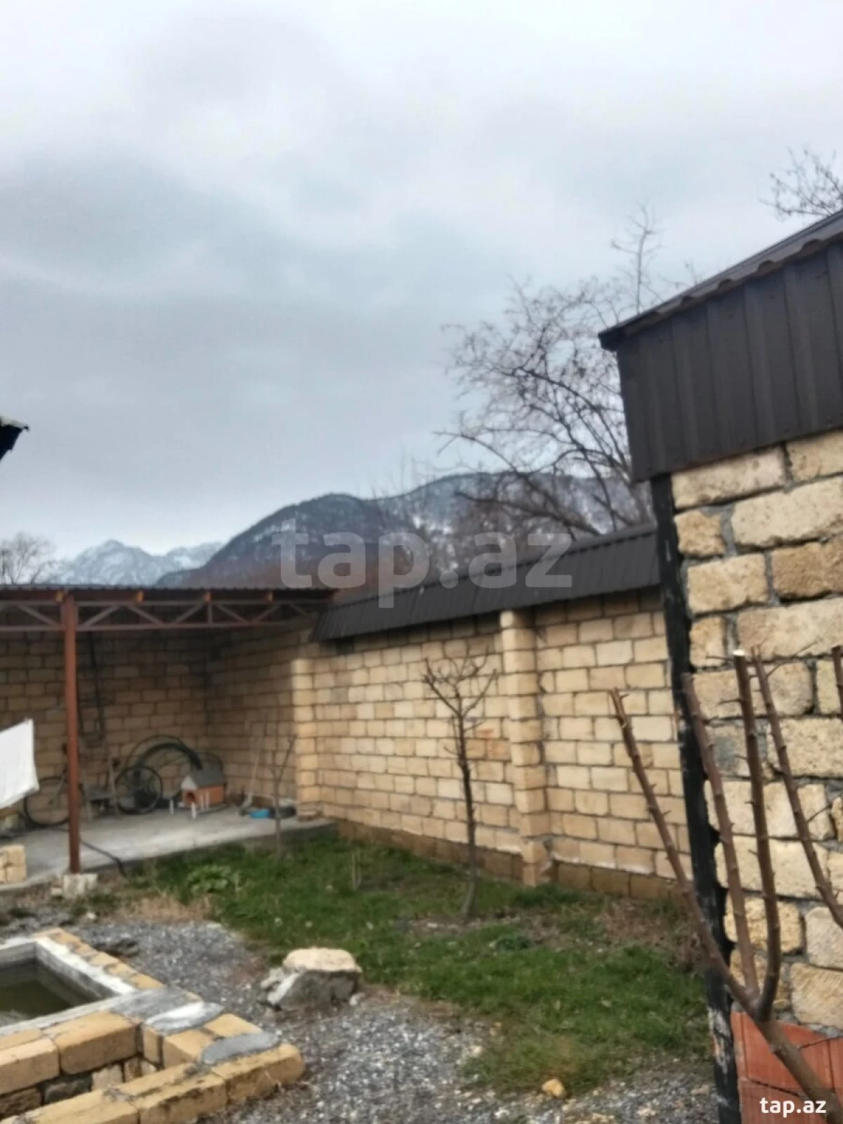 Satılır 4 otaqlı həyət evi 100 m²