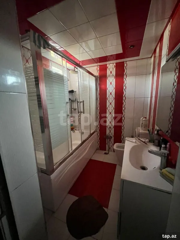 Satılır 5 otaqlı həyət evi 155 m²