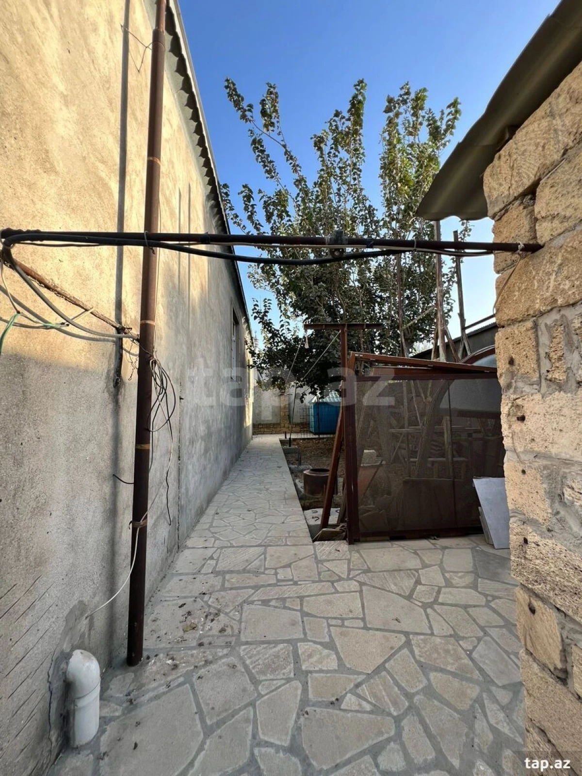 Satılır 5 otaqlı həyət evi 155 m²