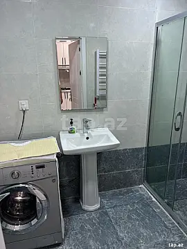 Satılır 2 otaqlı yeni tikili 70 m²